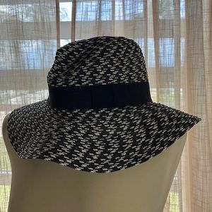 Vintage Black and creamy white crushable floppy brim fedora hat